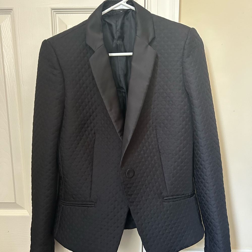 Black blazer with pattern